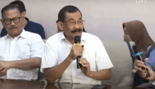jumpa pers TPUA soal pencemaran nama baik Jokowi.
