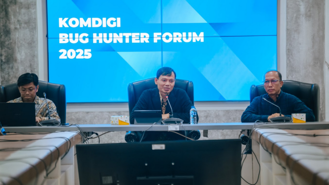 Kepala Pusat Data dan Sarana Informatika Hasyim Gautama dalam Forum Bug Hunter & Penguatan Ekosistem Vulnerability Disclosure Program (VDP) di Kantor Kemkomdigi, Jakarta Pusat, Selasa (16/12/2025). Foto: Ahmad Tri Hawaari/Komdigi