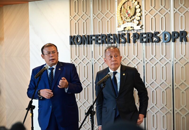Wakil Ketua DPR RI Cucun Ahmad Syamsurijal dalam konferensi pers di Nusantara II, Kompleks Parlemen, Senayan, Jakarta, Selasa (27/1/2026), menanggapi dinamika dan respons pasar atas penetapan Gubernur Bank Indonesia yang baru. Foto : Sari/Andri