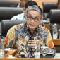 Anggota Komisi VII DPR RI Putra Nababan dalam Rapat Kerja Komisi VII DPR RI dengan Menteri Perindustrian di Gedung Nusantara I, Senayan, Jakarta, Senin (26/1/2026). Foto : Farhan/Andri