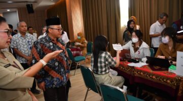 Dukung PHTC Presiden Prabowo, Mendikdasmen Tinjau Pelaksanaan CKG di Sekolah, 25 Juta Siswa Sudah Terlayani