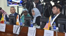 Gambar : Perwakilan Bio Farma, Astri Rahmawati (ke-2 dari kanan) menjadi salah satu narasumber pada kegiatan 4th Meeting of the OIC Vaccine Manufacturers Group