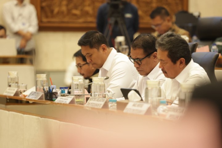 Rabu, 4 Februari 2026 08:50:20 Zaki