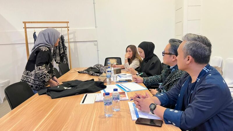 Kurasi Fesyen Galeri Patrakomala Dorong Daya Saing UMKM Bandung, Pemerintah Kota Bandung Perkuat Ekosistem Industri Lokal (Foto:Diskominfo Kota Bandung)