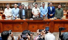 Komisi III DPR Desak Polri Usut Tuntas Kasus Penyiraman Air Keras terhadap Aktivis HAM Andrie Yunus