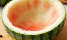 Manfaat Bagian Putih Semangka: Kandungan Gizi dan Khasiat untuk Kesehatan