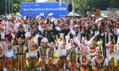 Hardiknas 2026: Mendikdasmen Abdul Mu’ti Apresiasi Guru sebagai Fondasi Pendidikan Nasional