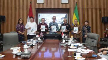 Inggris dan Bandung Perkuat Kolaborasi Menuju Net Zero dan Ketahanan Iklim